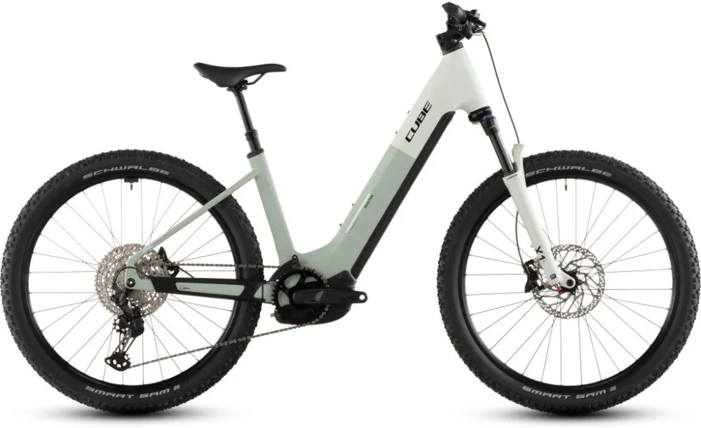 BICICLETA ELECTRICA CUBE REACTION HYBRID PRO 800 EASY ENTRY DESERTSTONE DRIEDHERBS 2026 Noutate