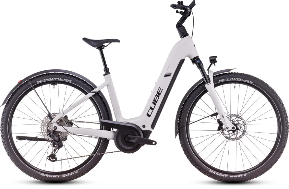 BICICLETA ELECTRICA CUBE NURIDE HYBRID EXC ALLROAD EASY ENTRY COTTON SILVER 2025 Preferatul clienților