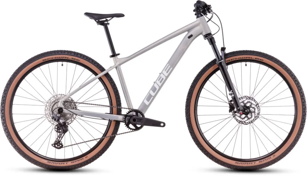 BICICLETA CUBE ATTENTION PRO SWITCHGREY WHITE 2025 Reduceri