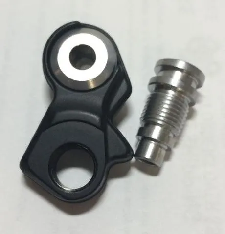 SUPORT DE PRINDERE PE URECHEA DE SCHIMBATOR SHIMANO RD-M8000 PT. TIP NORMAL Reducere specială