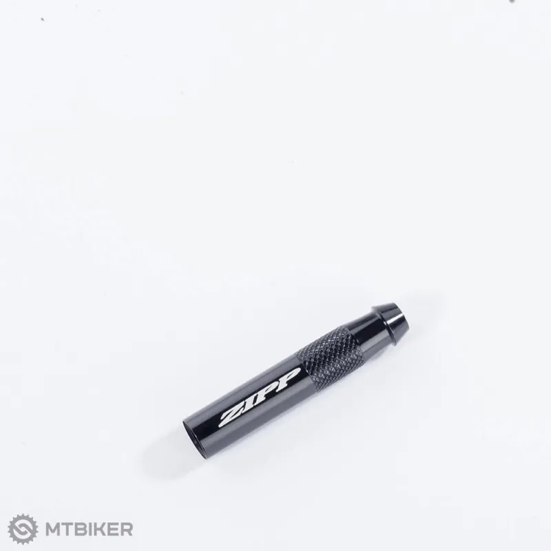 Cel mai vândut Nástavec Zipp Valve Extension 303 pentru ventil, 33 mm