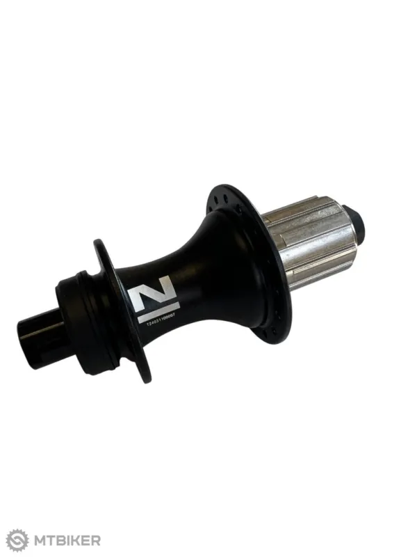 Butuc spate Kellys Novatec, 32 găuri, 12x142 mm, CL, Shimano HG Calitate înaltă