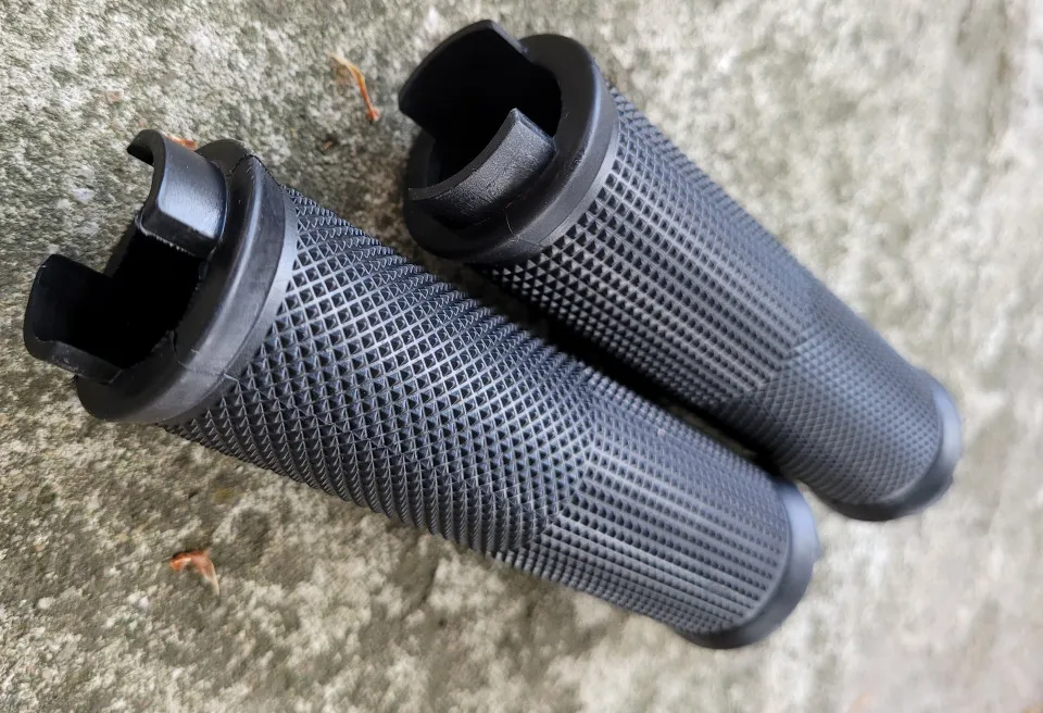 Bike-X manson de schimb pentru inele Lock-on negru Ofertă