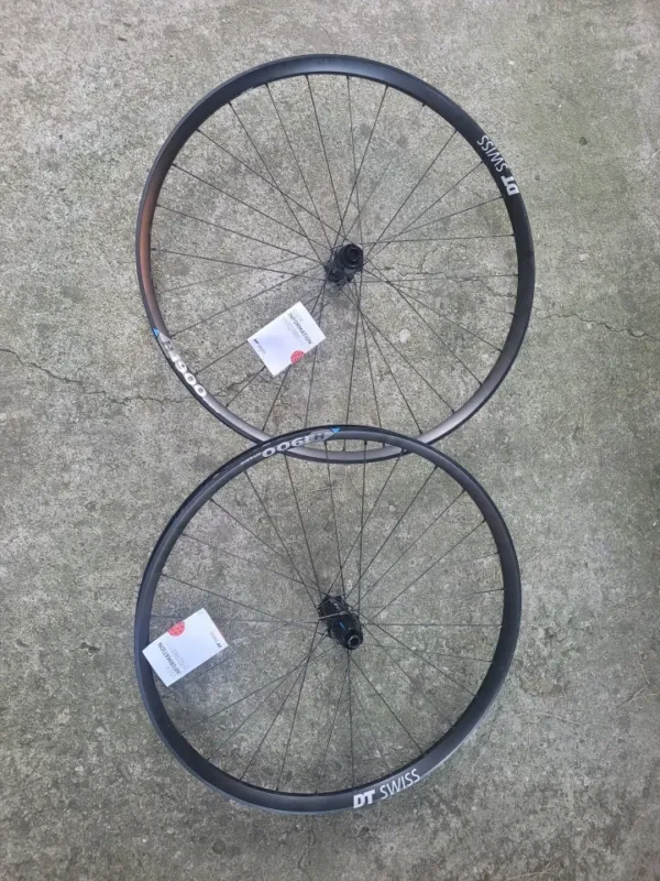 DT Swiss H 1900 Spline Mullet 30mm CL Boost Shimano - set roti MTB Preț promoțional