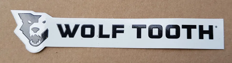 Wolf Tooth 130/25mm sticker Doar azi