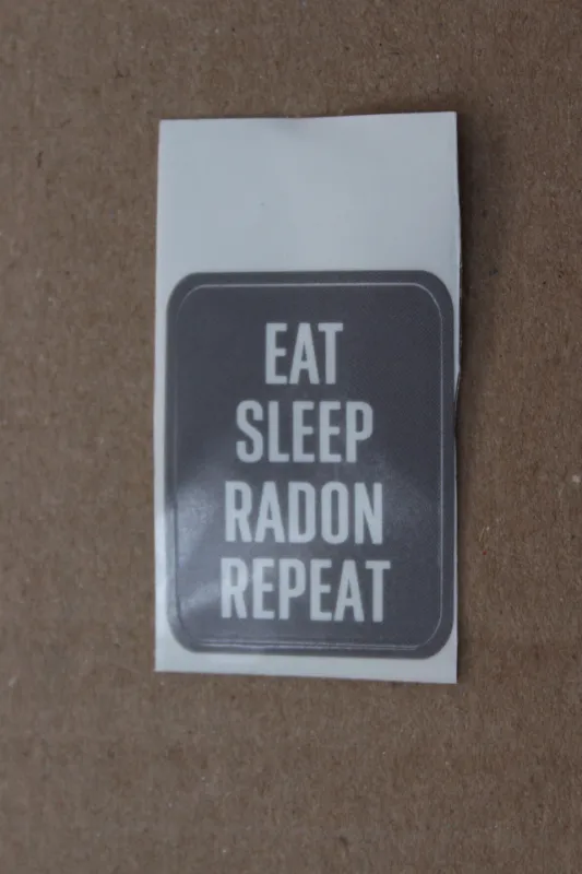 Noutate Radon sticker 45/33mm sticker