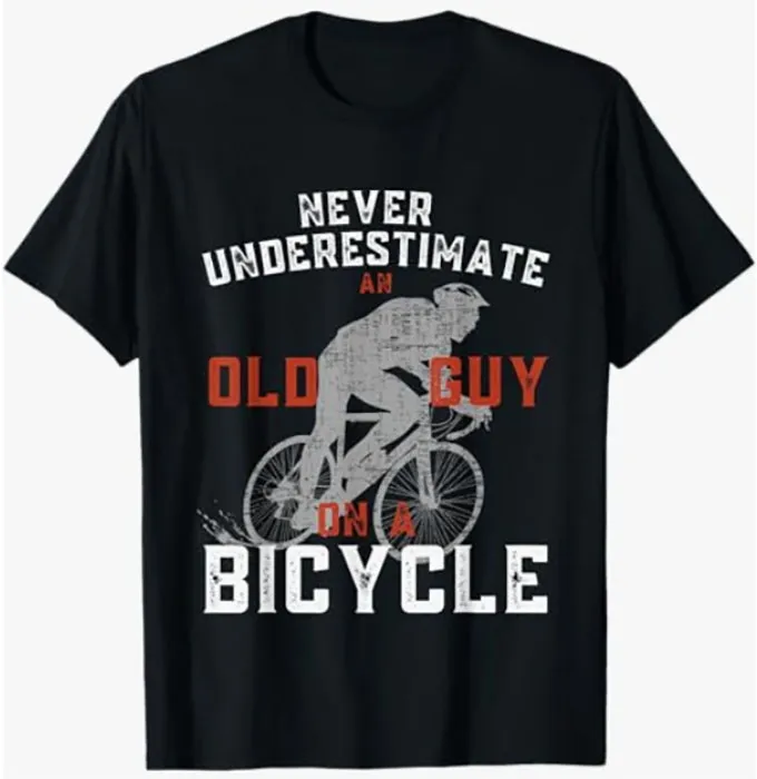 Never Underestimate An Old Guy On A Bicycle - Gildan T-Shirt - marime L Reducere