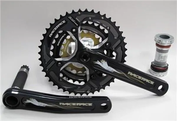 Angrenaj bicicleta RACE FACE DEUS XC, 22/32/44T, X-TYPE, 73/68, INSCRIPTIONAT ROSU Ofertă specială
