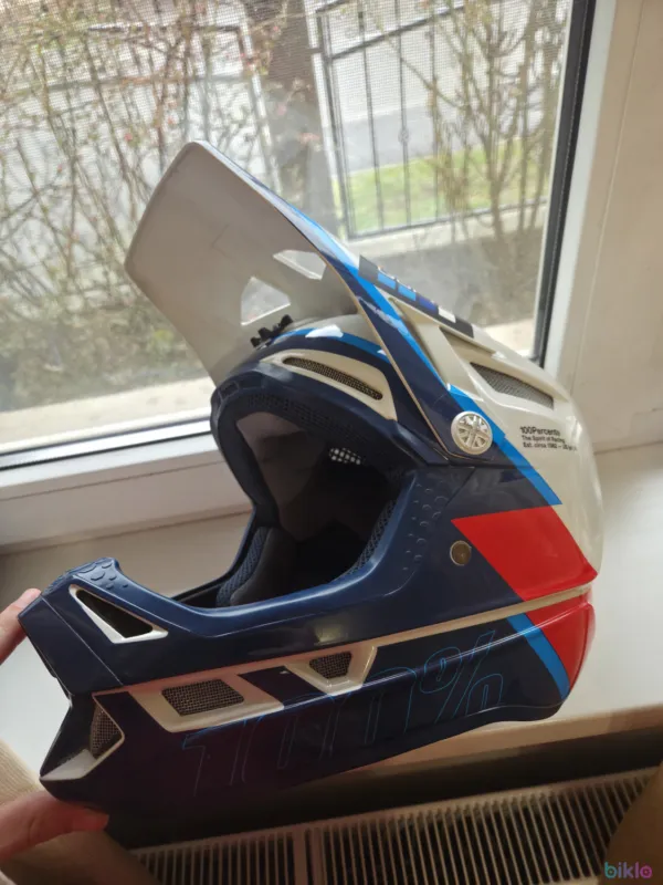 Casca 100% Aircraft marimea M Mtb/DH Reducere extra