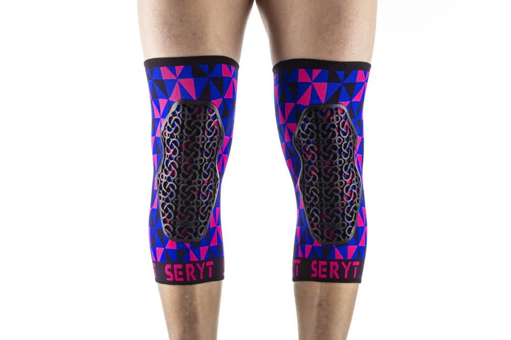 Popular Protectii genunchi Seryt Arlecchino Pink Blue M