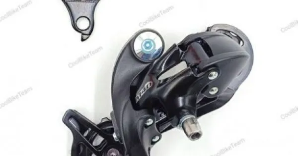 Vezi acum Schimbator spate SunRace M40 7-8 viteze cu ureche pentru prindere ax